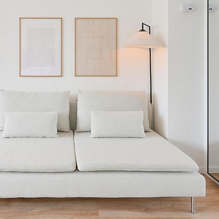 Beautiful And Stylish 1-Bedroom With Kitchen And King Size Bed Wuppertal Kültér fotó
