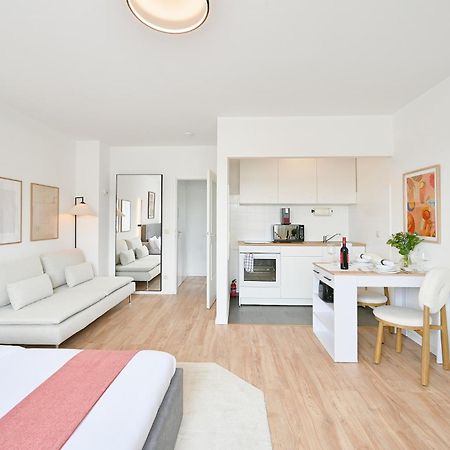 Beautiful And Stylish 1-Bedroom With Kitchen And King Size Bed Wuppertal Kültér fotó