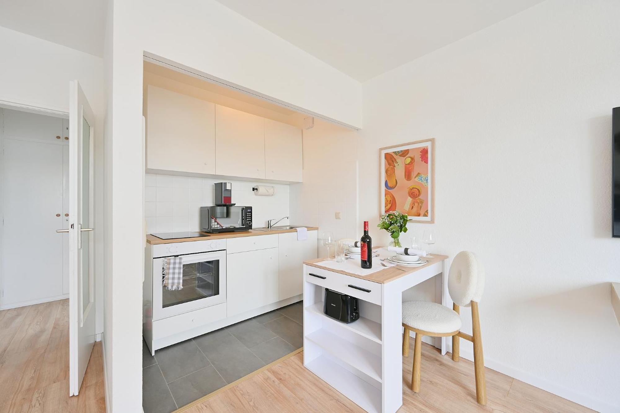 Beautiful And Stylish 1-Bedroom With Kitchen And King Size Bed Wuppertal Kültér fotó