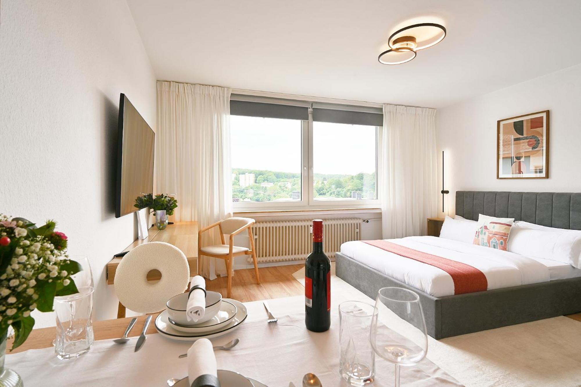 Beautiful And Stylish 1-Bedroom With Kitchen And King Size Bed Wuppertal Kültér fotó